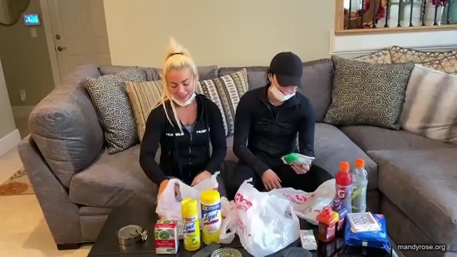 DAMANDYZ_CVS_HAUL_AND_UNBOXING_Mandy_Rose_Sonya_Deville_WWE_mp45382.jpg