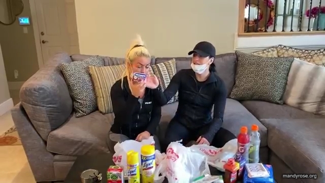 DAMANDYZ_CVS_HAUL_AND_UNBOXING_Mandy_Rose_Sonya_Deville_WWE_mp45392.jpg
