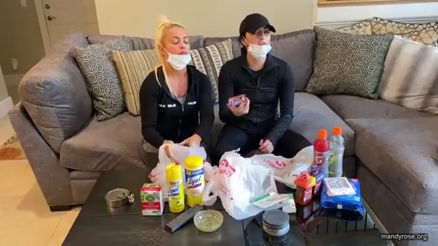 DAMANDYZ_CVS_HAUL_AND_UNBOXING_Mandy_Rose_Sonya_Deville_WWE_mp45395.jpg