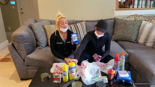DAMANDYZ_CVS_HAUL_AND_UNBOXING_Mandy_Rose_Sonya_Deville_WWE_mp45406.jpg