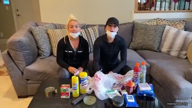 DAMANDYZ_CVS_HAUL_AND_UNBOXING_Mandy_Rose_Sonya_Deville_WWE_mp45422.jpg