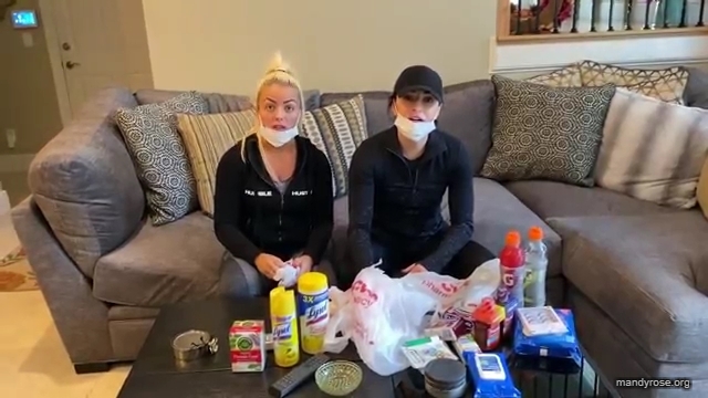 DAMANDYZ_CVS_HAUL_AND_UNBOXING_Mandy_Rose_Sonya_Deville_WWE_mp45424.jpg