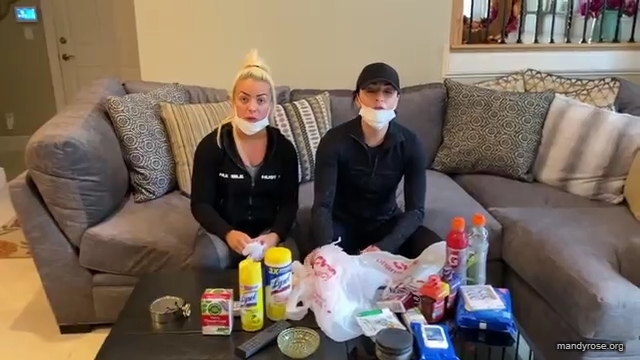 DAMANDYZ_CVS_HAUL_AND_UNBOXING_Mandy_Rose_Sonya_Deville_WWE_mp45425.jpg