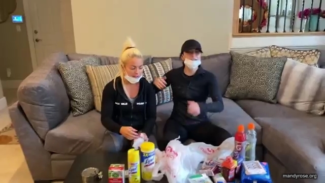 DAMANDYZ_CVS_HAUL_AND_UNBOXING_Mandy_Rose_Sonya_Deville_WWE_mp45429.jpg