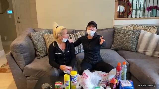DAMANDYZ_CVS_HAUL_AND_UNBOXING_Mandy_Rose_Sonya_Deville_WWE_mp45430.jpg