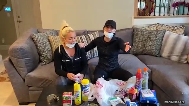 DAMANDYZ_CVS_HAUL_AND_UNBOXING_Mandy_Rose_Sonya_Deville_WWE_mp45431.jpg
