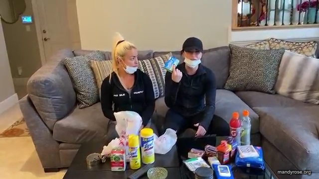 DAMANDYZ_CVS_HAUL_AND_UNBOXING_Mandy_Rose_Sonya_Deville_WWE_mp45451.jpg