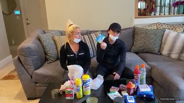 DAMANDYZ_CVS_HAUL_AND_UNBOXING_Mandy_Rose_Sonya_Deville_WWE_mp45452.jpg