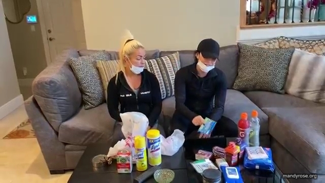 DAMANDYZ_CVS_HAUL_AND_UNBOXING_Mandy_Rose_Sonya_Deville_WWE_mp45453.jpg
