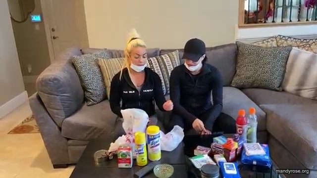 DAMANDYZ_CVS_HAUL_AND_UNBOXING_Mandy_Rose_Sonya_Deville_WWE_mp45454.jpg