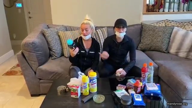 DAMANDYZ_CVS_HAUL_AND_UNBOXING_Mandy_Rose_Sonya_Deville_WWE_mp45464.jpg