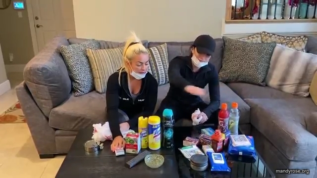 DAMANDYZ_CVS_HAUL_AND_UNBOXING_Mandy_Rose_Sonya_Deville_WWE_mp45477.jpg