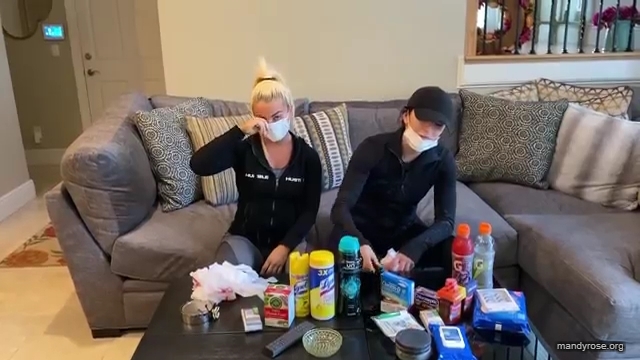 DAMANDYZ_CVS_HAUL_AND_UNBOXING_Mandy_Rose_Sonya_Deville_WWE_mp45484.jpg