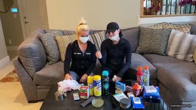 DAMANDYZ_CVS_HAUL_AND_UNBOXING_Mandy_Rose_Sonya_Deville_WWE_mp45487.jpg