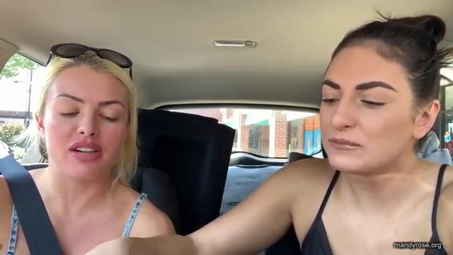 DAMANDYZ_DONUTZ_-_Norfolk2C_VA_WWE_Mandy_Rose_Sonya_Deville_Damandyz_Donutz_mp40176.jpg