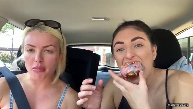DAMANDYZ_DONUTZ_-_Norfolk2C_VA_WWE_Mandy_Rose_Sonya_Deville_Damandyz_Donutz_mp40259.jpg