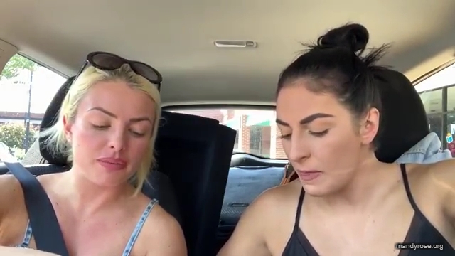 DAMANDYZ_DONUTZ_-_Norfolk2C_VA_WWE_Mandy_Rose_Sonya_Deville_Damandyz_Donutz_mp40369.jpg