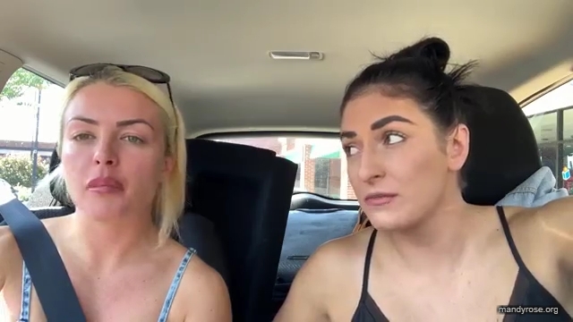 DAMANDYZ_DONUTZ_-_Norfolk2C_VA_WWE_Mandy_Rose_Sonya_Deville_Damandyz_Donutz_mp40379.jpg
