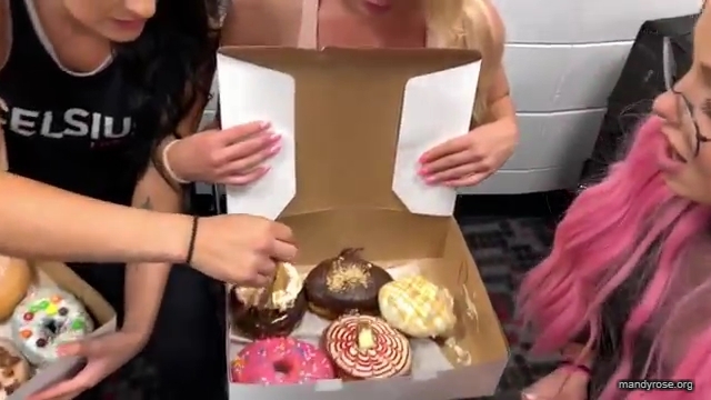 DONUTS_in_Miami_w_WWEs_Liv_Morgan21_WWE_Sonya_Deville_Mandy_Rose_Damandyz_Donutz_mp40121.jpg