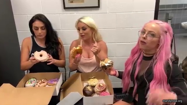 DONUTS_in_Miami_w_WWEs_Liv_Morgan21_WWE_Sonya_Deville_Mandy_Rose_Damandyz_Donutz_mp40156.jpg