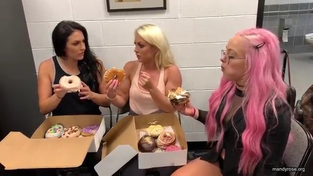 DONUTS_in_Miami_w_WWEs_Liv_Morgan21_WWE_Sonya_Deville_Mandy_Rose_Damandyz_Donutz_mp40157.jpg