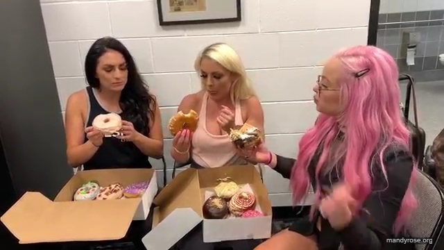 DONUTS_in_Miami_w_WWEs_Liv_Morgan21_WWE_Sonya_Deville_Mandy_Rose_Damandyz_Donutz_mp40159.jpg