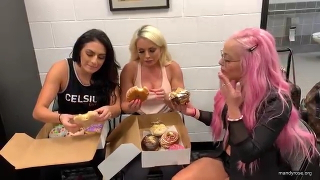 DONUTS_in_Miami_w_WWEs_Liv_Morgan21_WWE_Sonya_Deville_Mandy_Rose_Damandyz_Donutz_mp40164.jpg