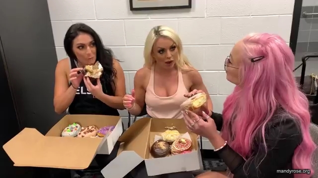 DONUTS_in_Miami_w_WWEs_Liv_Morgan21_WWE_Sonya_Deville_Mandy_Rose_Damandyz_Donutz_mp40186.jpg