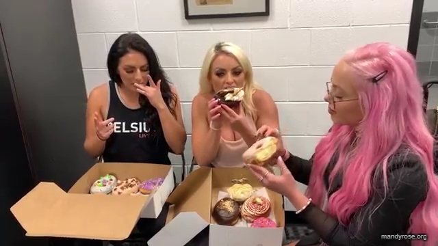 DONUTS_in_Miami_w_WWEs_Liv_Morgan21_WWE_Sonya_Deville_Mandy_Rose_Damandyz_Donutz_mp40197.jpg