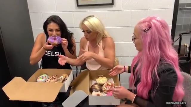 DONUTS_in_Miami_w_WWEs_Liv_Morgan21_WWE_Sonya_Deville_Mandy_Rose_Damandyz_Donutz_mp40204.jpg