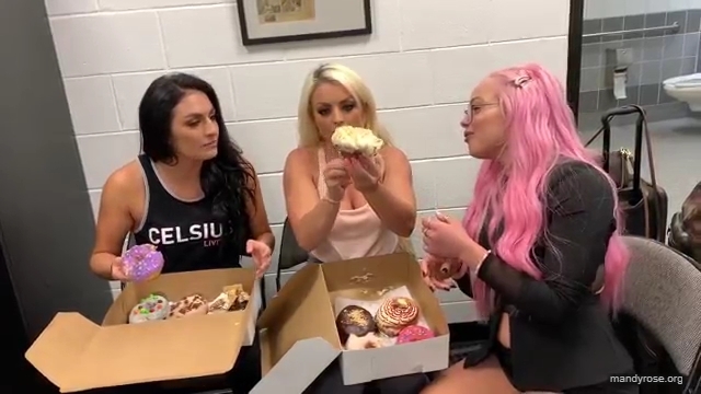 DONUTS_in_Miami_w_WWEs_Liv_Morgan21_WWE_Sonya_Deville_Mandy_Rose_Damandyz_Donutz_mp40214.jpg