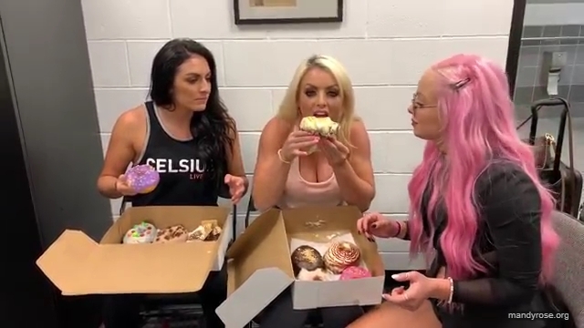 DONUTS_in_Miami_w_WWEs_Liv_Morgan21_WWE_Sonya_Deville_Mandy_Rose_Damandyz_Donutz_mp40220.jpg