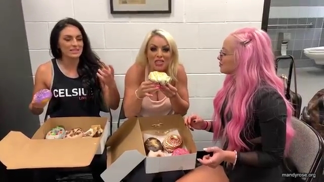 DONUTS_in_Miami_w_WWEs_Liv_Morgan21_WWE_Sonya_Deville_Mandy_Rose_Damandyz_Donutz_mp40222.jpg