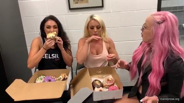 DONUTS_in_Miami_w_WWEs_Liv_Morgan21_WWE_Sonya_Deville_Mandy_Rose_Damandyz_Donutz_mp40231.jpg