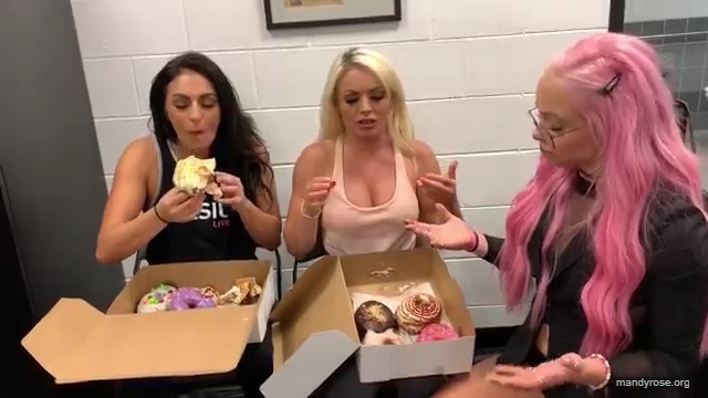 DONUTS_in_Miami_w_WWEs_Liv_Morgan21_WWE_Sonya_Deville_Mandy_Rose_Damandyz_Donutz_mp40232.jpg
