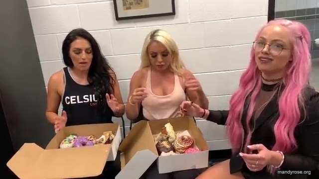 DONUTS_in_Miami_w_WWEs_Liv_Morgan21_WWE_Sonya_Deville_Mandy_Rose_Damandyz_Donutz_mp40238.jpg