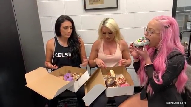 DONUTS_in_Miami_w_WWEs_Liv_Morgan21_WWE_Sonya_Deville_Mandy_Rose_Damandyz_Donutz_mp40289.jpg