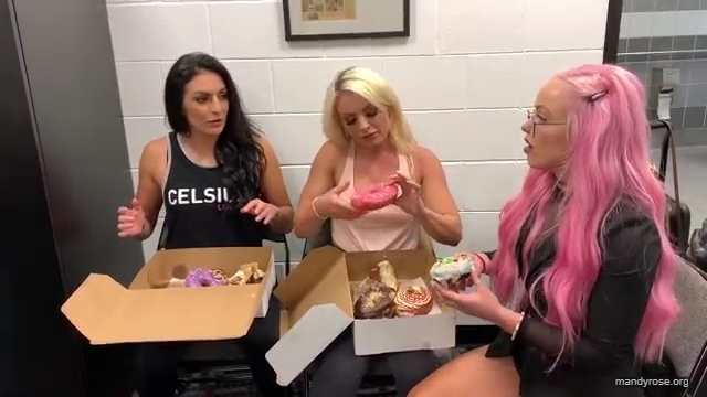 DONUTS_in_Miami_w_WWEs_Liv_Morgan21_WWE_Sonya_Deville_Mandy_Rose_Damandyz_Donutz_mp40300.jpg
