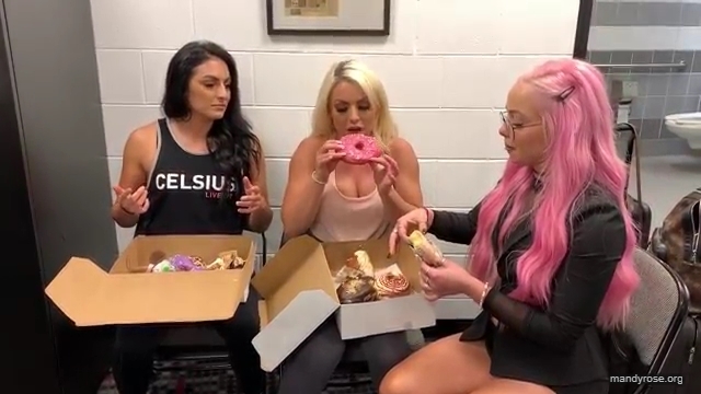 DONUTS_in_Miami_w_WWEs_Liv_Morgan21_WWE_Sonya_Deville_Mandy_Rose_Damandyz_Donutz_mp40346.jpg