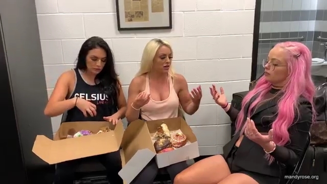 DONUTS_in_Miami_w_WWEs_Liv_Morgan21_WWE_Sonya_Deville_Mandy_Rose_Damandyz_Donutz_mp40398.jpg