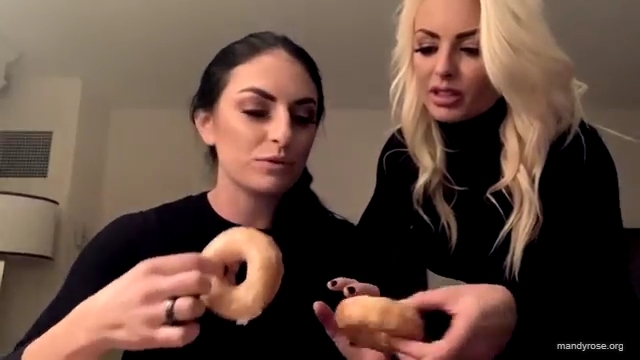 Deluxe_Italian_Bakery2121_Mandy_Rose_Sonya_Deville_WWE_mp40448.jpg