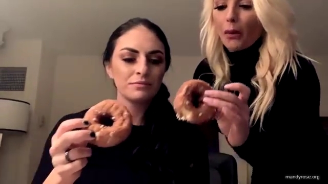 Deluxe_Italian_Bakery2121_Mandy_Rose_Sonya_Deville_WWE_mp40468.jpg