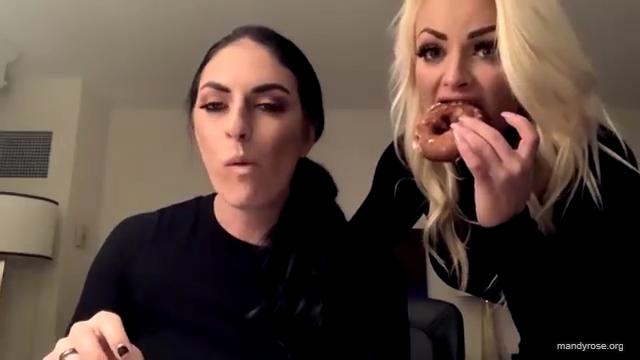 Deluxe_Italian_Bakery2121_Mandy_Rose_Sonya_Deville_WWE_mp40472.jpg