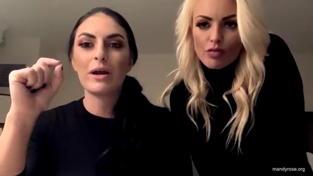 Deluxe_Italian_Bakery2121_Mandy_Rose_Sonya_Deville_WWE_mp40541.jpg