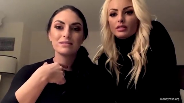 Deluxe_Italian_Bakery2121_Mandy_Rose_Sonya_Deville_WWE_mp40560.jpg