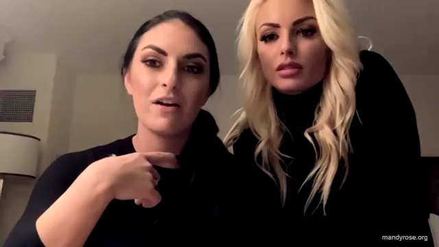 Deluxe_Italian_Bakery2121_Mandy_Rose_Sonya_Deville_WWE_mp40561.jpg