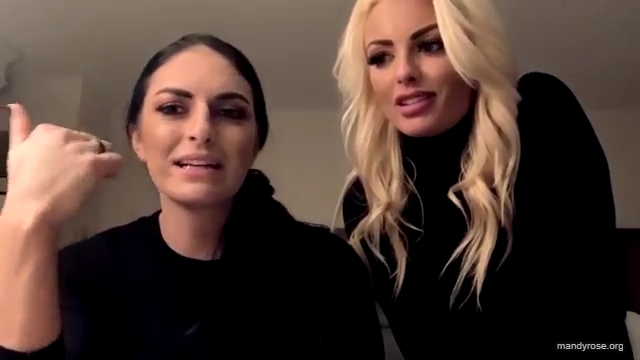 Deluxe_Italian_Bakery2121_Mandy_Rose_Sonya_Deville_WWE_mp40575.jpg