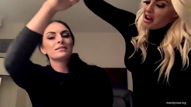 Deluxe_Italian_Bakery2121_Mandy_Rose_Sonya_Deville_WWE_mp40611.jpg