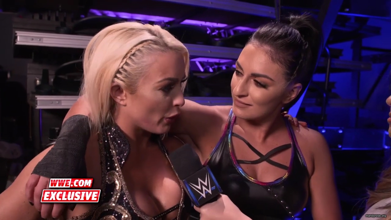 Did_Rose__Deville_give_an_Elimination_Chamber_preview_SmackDown_Exclusive_Feb__5_2019_mp40015.jpg
