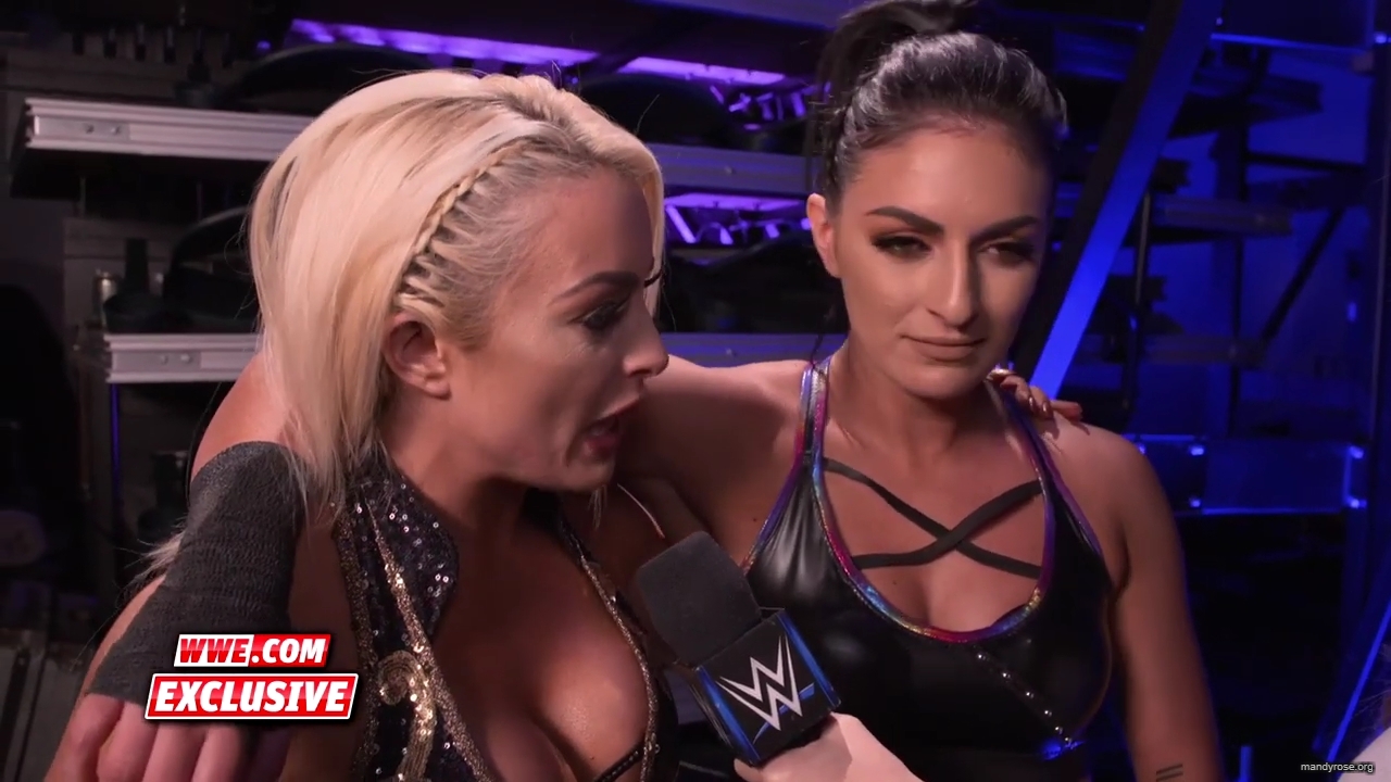Did_Rose__Deville_give_an_Elimination_Chamber_preview_SmackDown_Exclusive_Feb__5_2019_mp40017.jpg